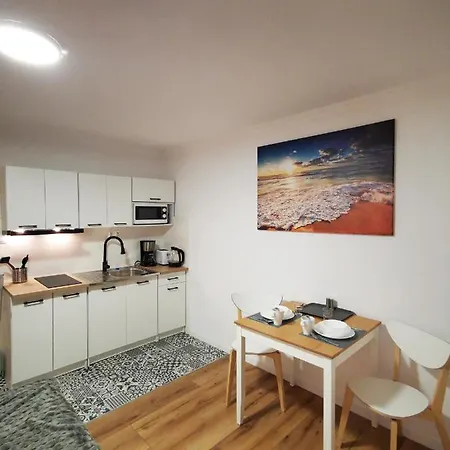 Jadzia Parter Lub Pietro Apartment *