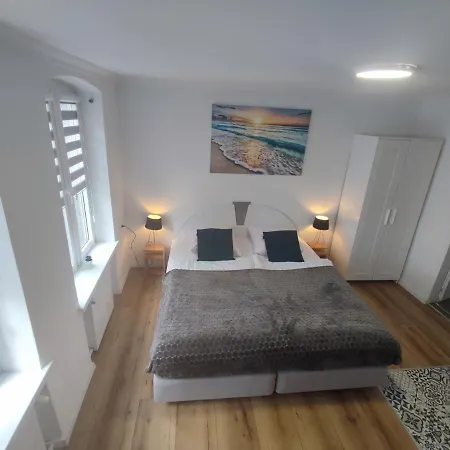 Jadzia Parter Lub Pietro Apartment Rewal
