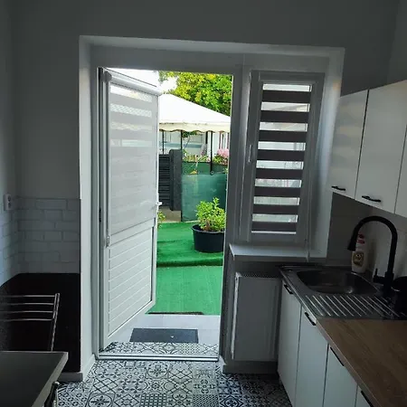 Apartment Jadzia Parter Lub Pietro Rewal