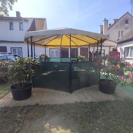Apartment Jadzia Parter Lub Pietro Rewal